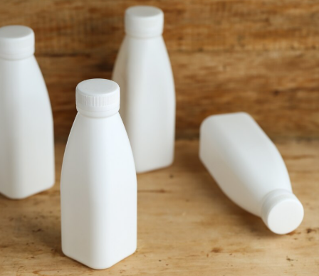 Frascos de polietileno para produtos químicos: o que avaliar antes de comprar